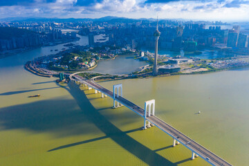 台湾法拉利姐几岁